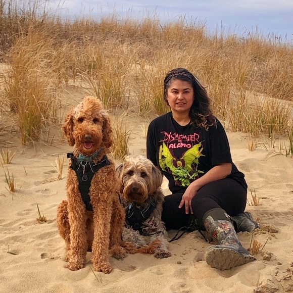 โญ๏ธMeet your Posher! โญ๏ธ - Picture 1 of 1